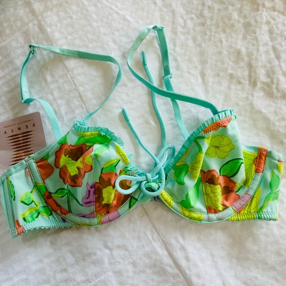 Savage X Fenty Flower Power Print FREE SPIRIT FLORAL UNLINED PLUNGE BRA - Picture 2 of 7